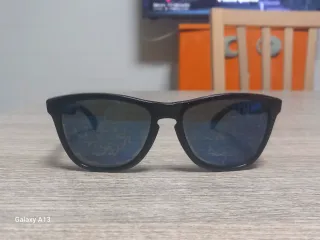 Occhiali da sole Oakley Frogskins neri e blu