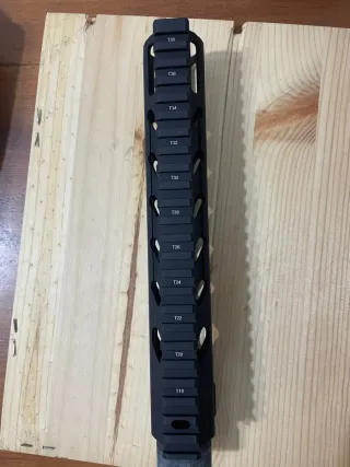 UTG PRO AR15 10 M-LOK Handguard