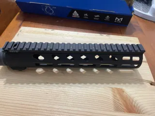 UTG PRO AR15 10 M-LOK Handguard