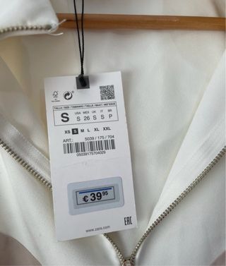 Chaqueta Cortavientos Zara Color Beige y Dorado