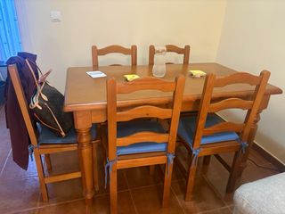 Mueble de salón comedor provenzal, madera maciza.