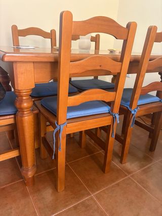 Mueble de salón comedor provenzal, madera maciza.