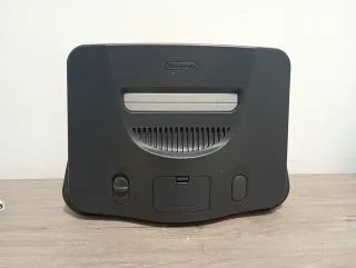 Nintendo 64 + Super Mario 64 (102)