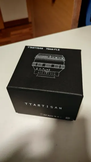 TTArtisan 75mm f/1.5 M42 Swirly Bokeh