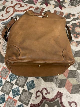 Borsa secchiello in pelle marrone