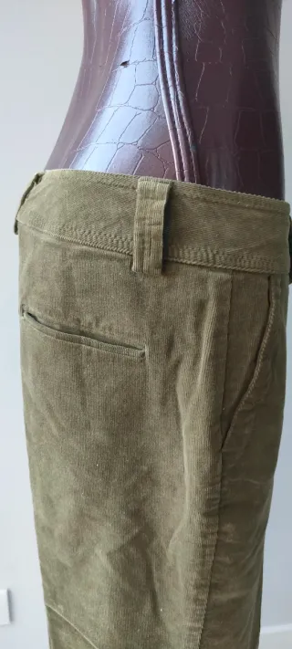 Pantalón de pana verde