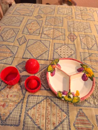 Fonte in ceramica con spremiagrumi