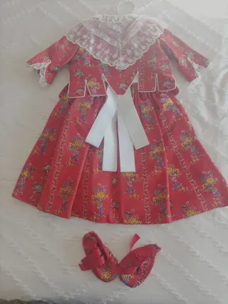 Alquilo traje de Fallera Bebé 3 -4-5 meses