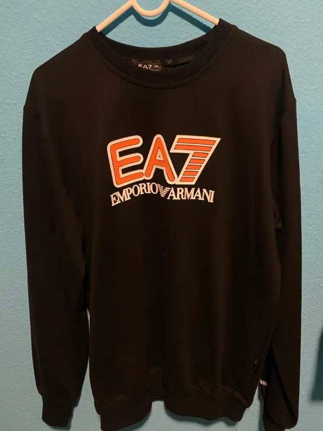 Sudadera Emporio Armani EA7 Negra