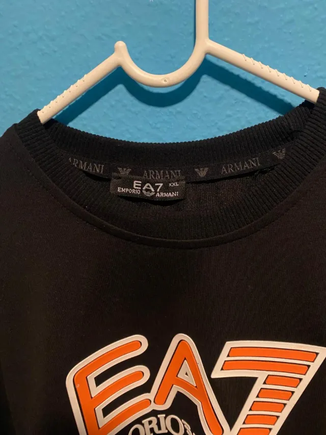 Sudadera Emporio Armani EA7 Negra