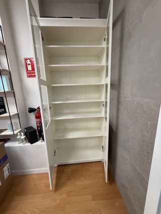 Mueble Vitrina Blanco Madera y Cristal