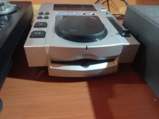 Reproductores DJ Pioneer CDJ-100S (para reparar)