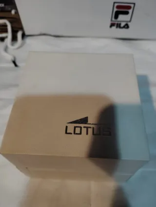 Reloj Lotus Cuarzo Correa Blanca