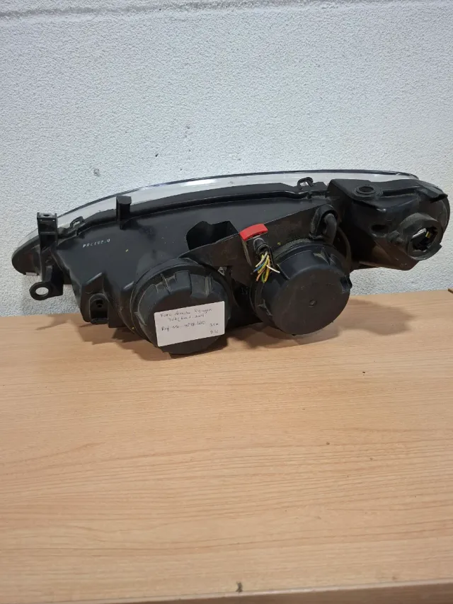 Faro Derecho Peugeot 307