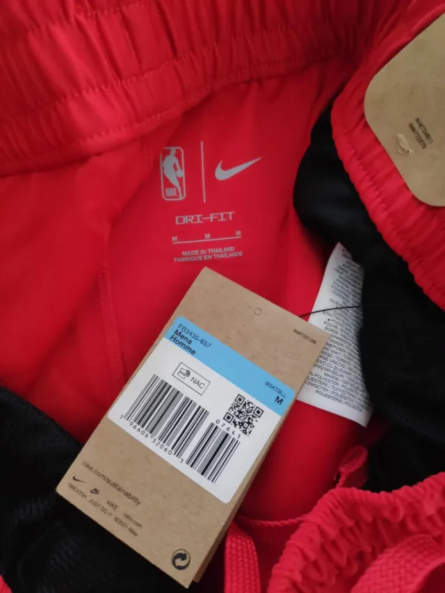 Pantalón Nike Chicago Bulls Rojo y Negro