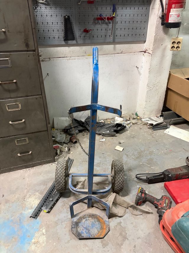 Carro para botellas de oxígeno y acetileno