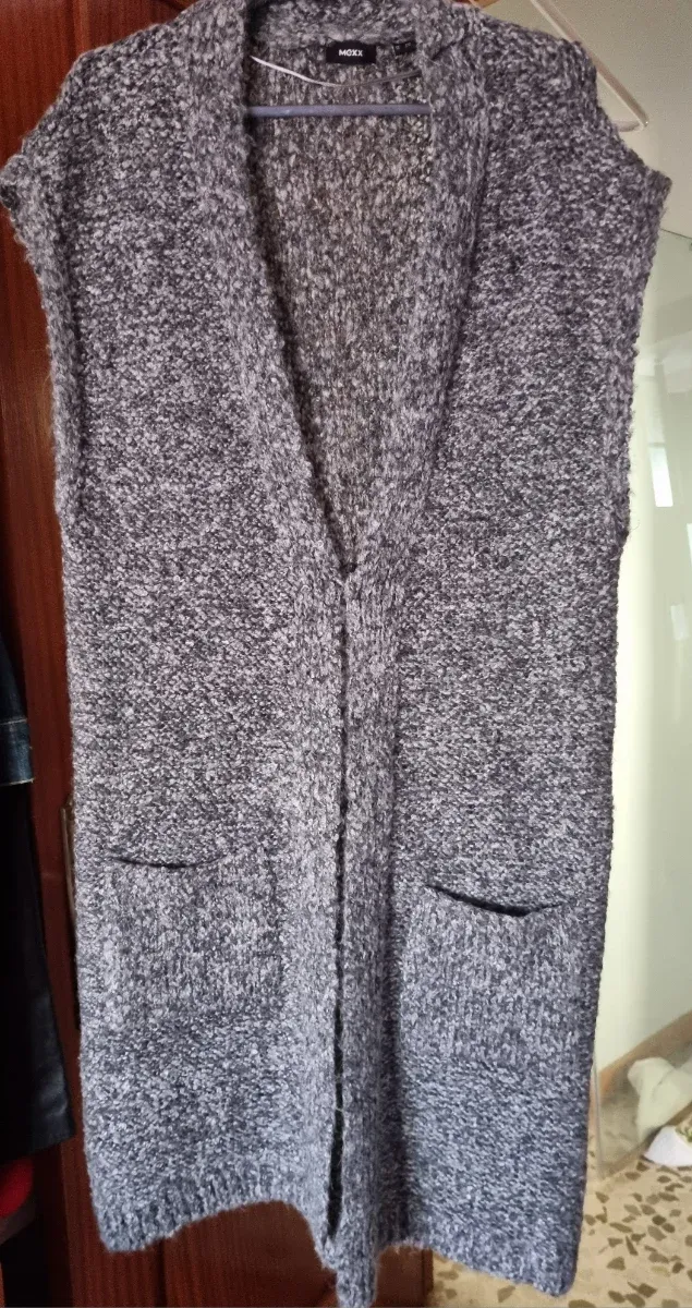 Chaleco de lana Mexx gris y beige