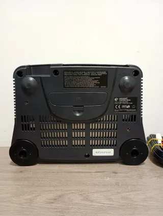 Nintendo 64 + Super Mario 64 (106)