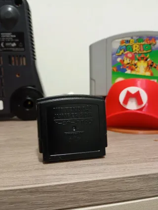 Nintendo 64 + Super Mario 64 (106)