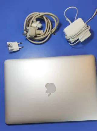 MacBook Air 13 2011 Poco Uso
