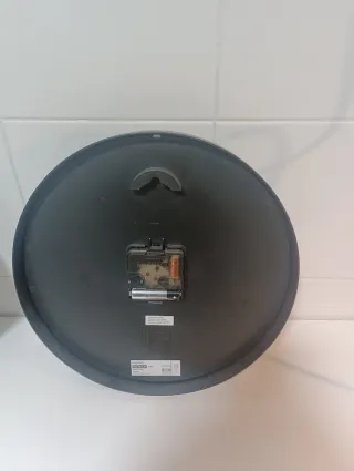 Lote 2 Relojes Pared Negro y Blanco