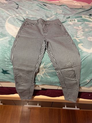 Vaqueros de cuadros blanco y negro