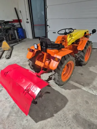 Tractor Pasquali 995 articulado