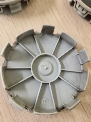 Logotipos BMW para centro de llantas (4 unidades)