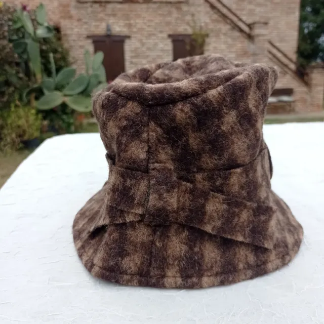 Cappello lana marrone scozzese