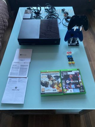 Xbox One Negra 500GB + Juegos y Mandos