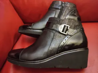 Botas Pitillos Piel Negras