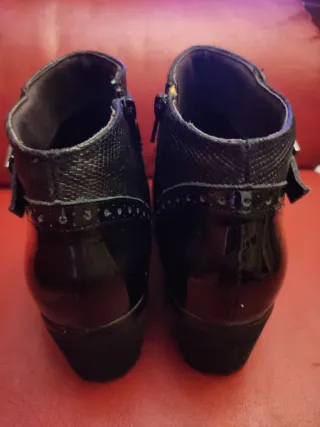 Botas Pitillos Piel Negras