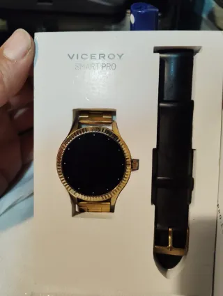 Reloj Viceroy Smart Pro Dorado Correa Negra