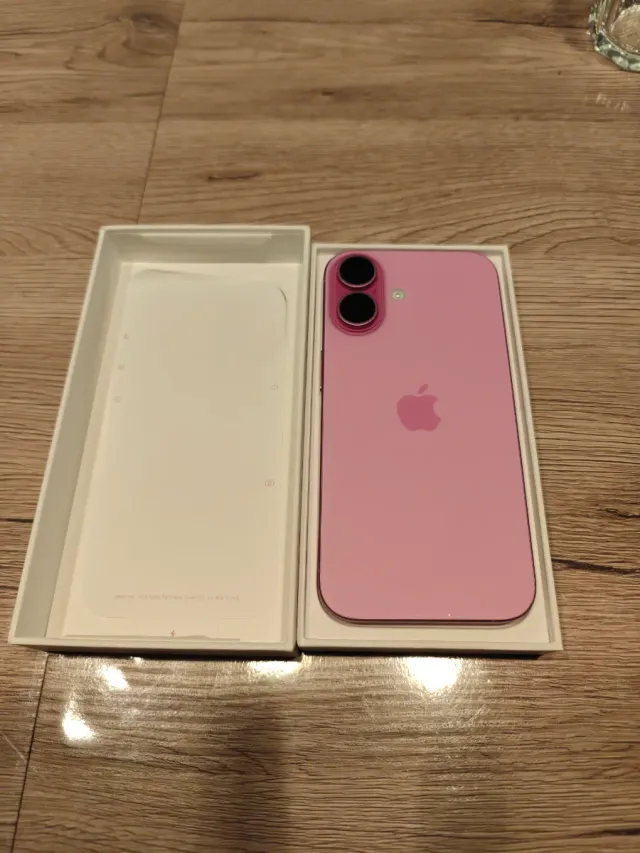 iPhone 16 Rosa