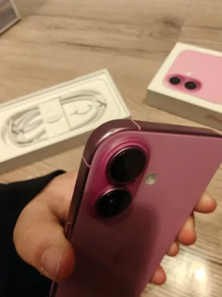 iPhone 16 Rosa
