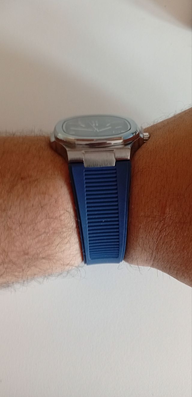 Orologio Nautilus Blu 39mm in Acciaio Inox Nuovo
