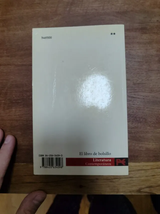 El guardián entre el centeno