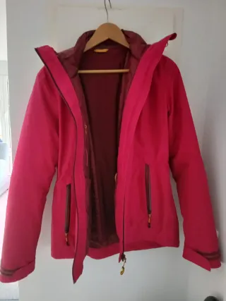 Chaqueta Quechua Roja de mujer