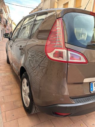 Renault Scenic 2009