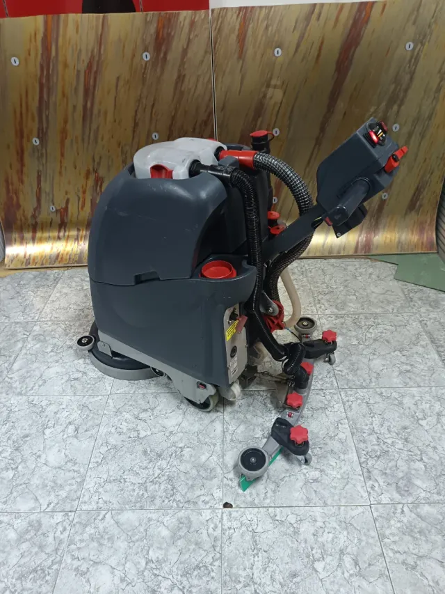 Fregadora industrial Numatic