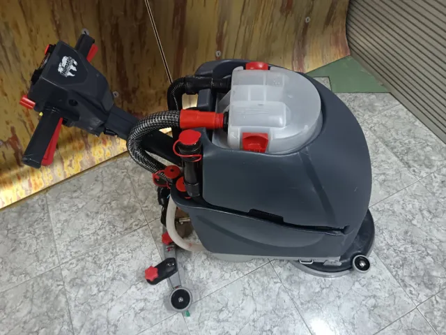 Fregadora industrial Numatic