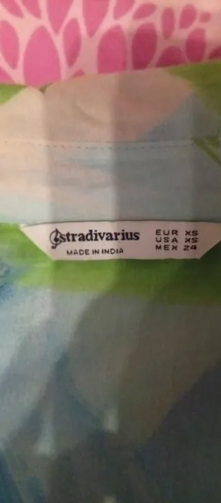 Camisa estampada azul y verde