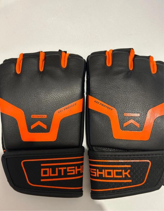 Mitones Body Combat Outshock Negro Naranja