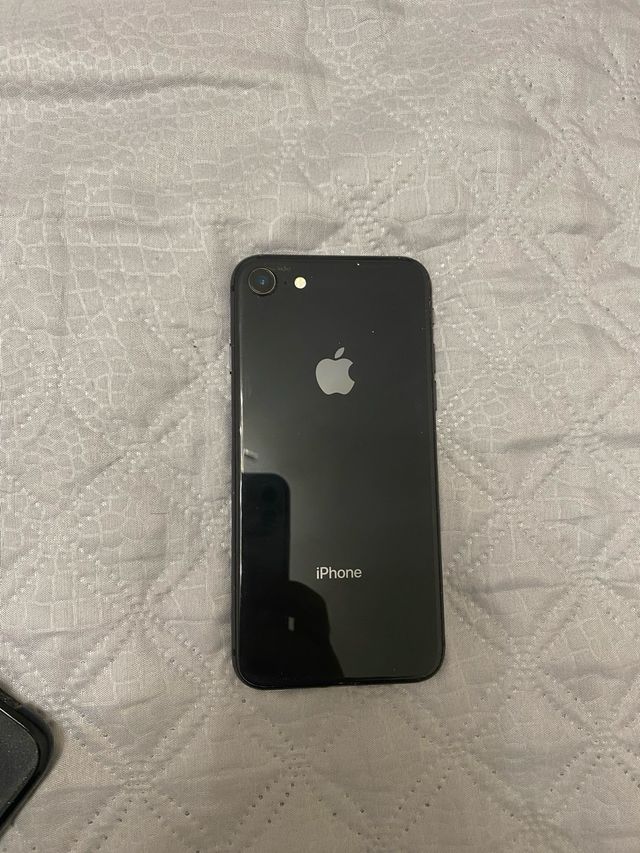 iPhone 8 nero in ottime condizioni