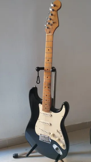 Guitarra Fender Stratocaster Negra Americana