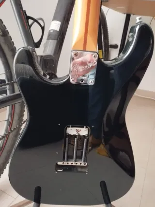 Guitarra Fender Stratocaster Negra Americana