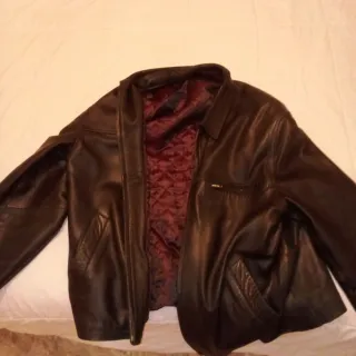 Americana de piel negra