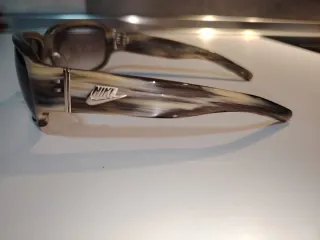 Gafas de sol Nike SUPREME COURT