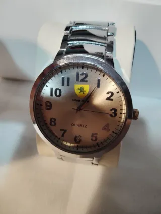 Reloj Ferrari Cromado Dorado y Plateado