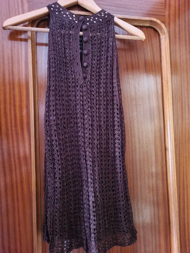 Jersey Zara sin mangas con lentejuelas